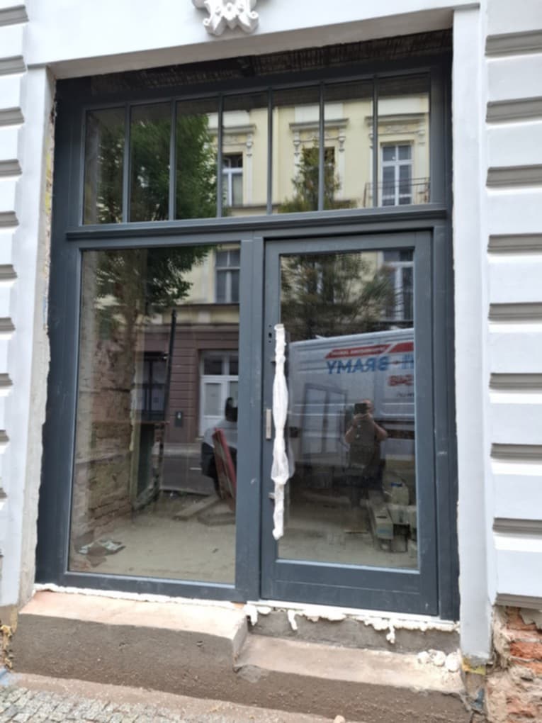 drzwi szklane na wymiar
